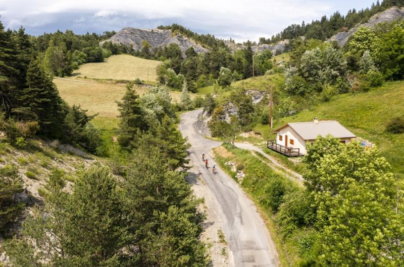 Cyclistes au col du Fanget