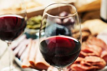 Soirée Beaujolais nouveau à Barles_Barles