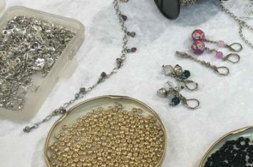 Atelier créatif « création de bijoux » au Café des Arts_Montclar