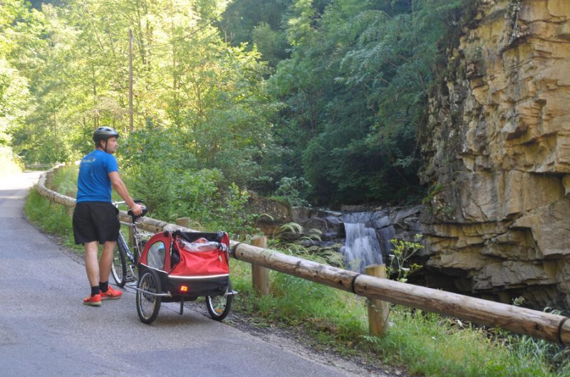 Vélo dans les Clues de Barles